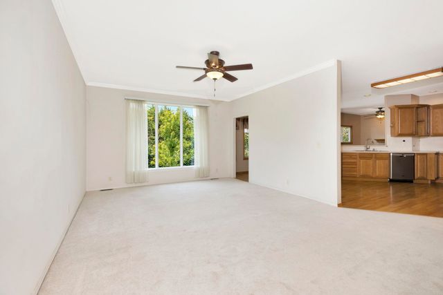 4551 N Fritillary St, Bel Aire, KS 67226