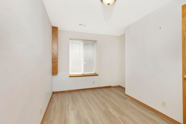 4551 N Fritillary St, Bel Aire, KS 67226