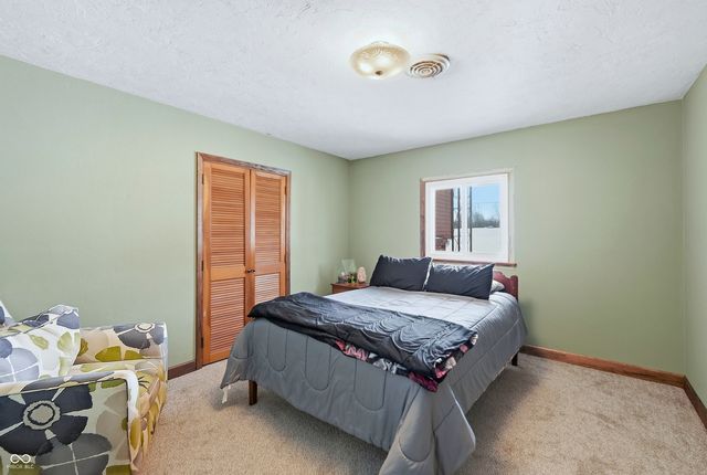 1211 W County Road 400 S, New Castle, IN 47362