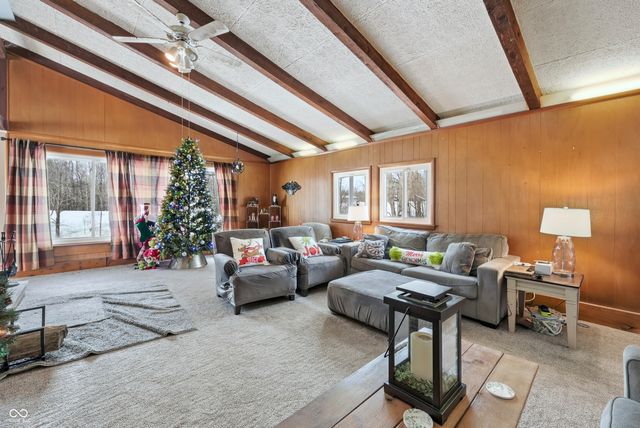 1211 W County Road 400 S, New Castle, IN 47362