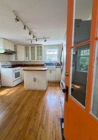 421 St. Paul Street, Burlington, VT 05401