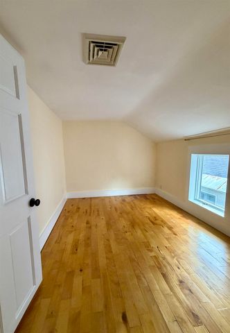 421 St. Paul Street, Burlington, VT 05401