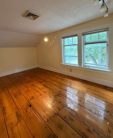 421 St. Paul Street, Burlington, VT 05401
