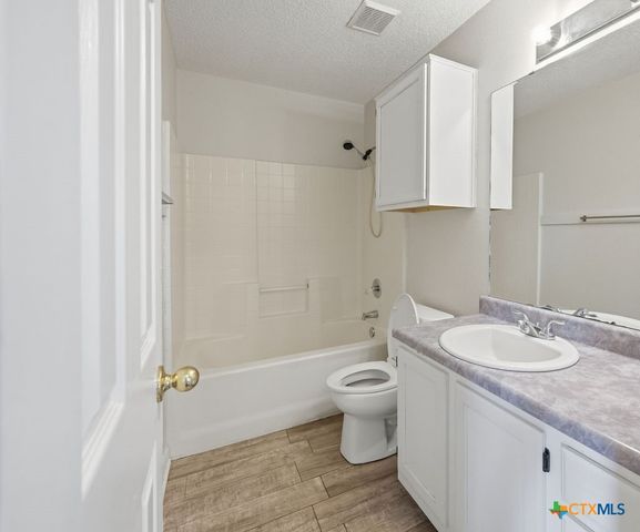 4600 Ledgestone Drive, Killeen, TX 76549