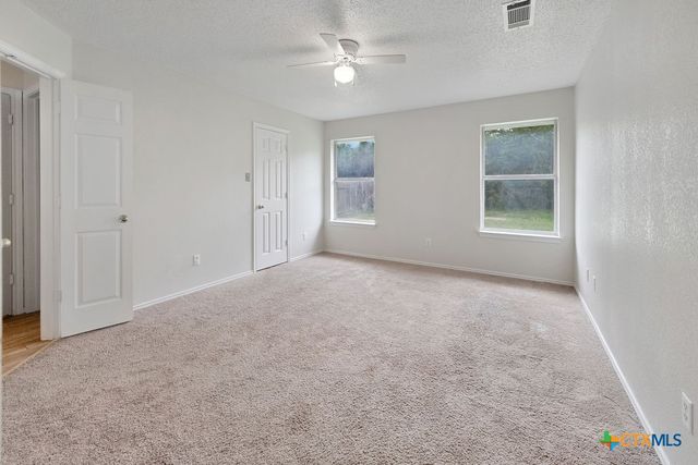 4600 Ledgestone Drive, Killeen, TX 76549