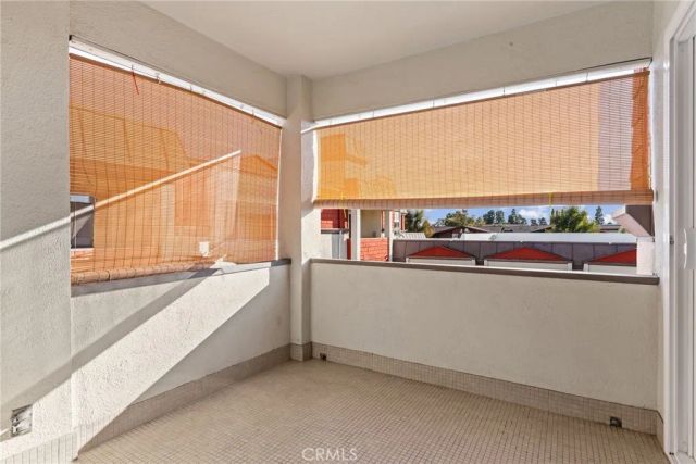 5651 Sumner Way 310, Culver City, CA 90230
