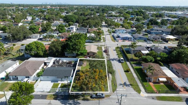 1990 NW 153rd St, Miami Gardens, FL 33054