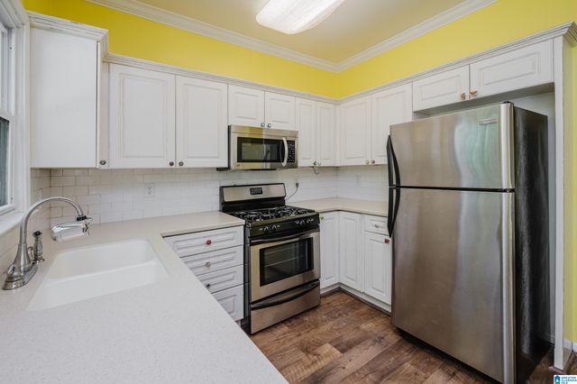1586 BENT RIVER CIRCLE, Vestavia Hills, AL 35216