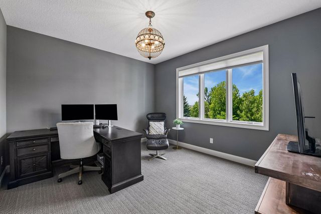 2880 Fairway Drive, Chaska, MN 55318