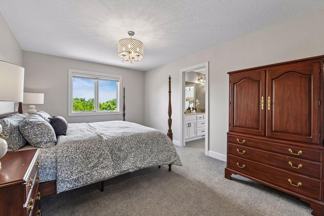 2880 Fairway Drive, Chaska, MN 55318