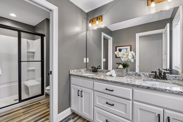 2880 Fairway Drive, Chaska, MN 55318