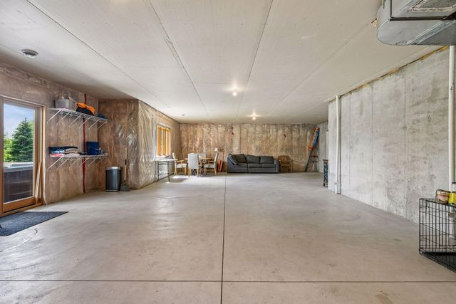 2880 Fairway Drive, Chaska, MN 55318