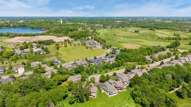 2880 Fairway Drive, Chaska, MN 55318
