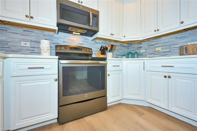 8837 E Bay CIR, Fort Myers, FL 33908