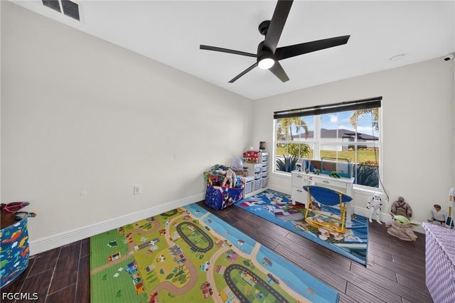527 NW 27th AVE, Cape Coral, FL 33993