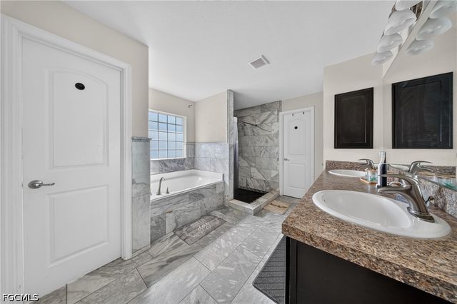 527 NW 27th AVE, Cape Coral, FL 33993