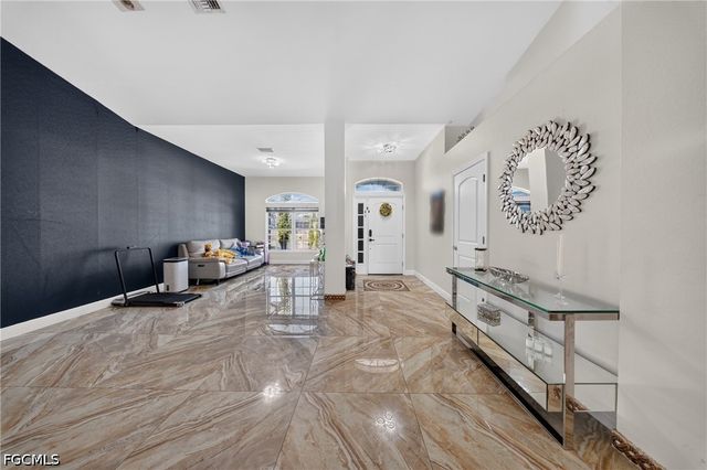 527 NW 27th AVE, Cape Coral, FL 33993