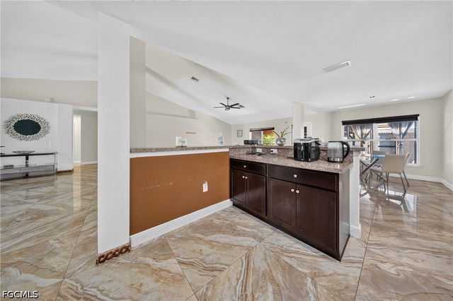 527 NW 27th AVE, Cape Coral, FL 33993