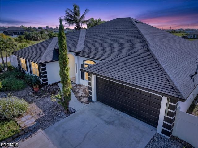 527 NW 27th AVE, Cape Coral, FL 33993