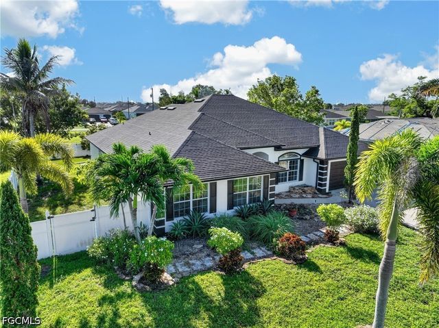 527 NW 27th AVE, Cape Coral, FL 33993