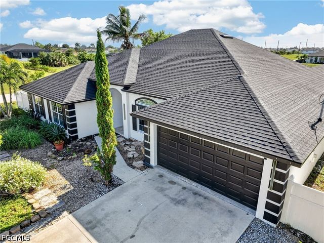 527 NW 27th AVE, Cape Coral, FL 33993