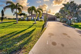 527 NW 27th AVE, Cape Coral, FL 33993