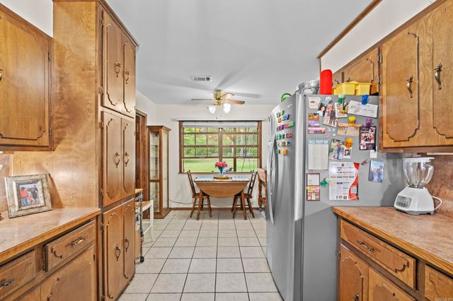 151 Pinon, Searcy, AR 72143