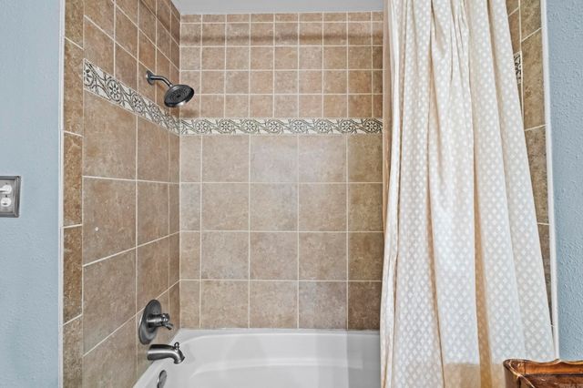151 Pinon, Searcy, AR 72143