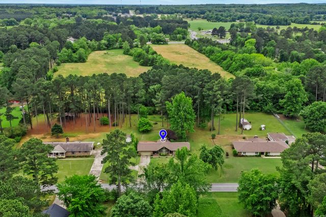151 Pinon, Searcy, AR 72143