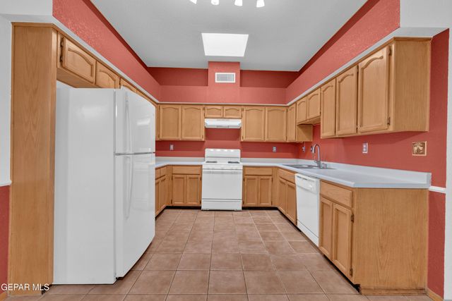 7516 PLAZA TAURINA Drive, El Paso, TX 79912