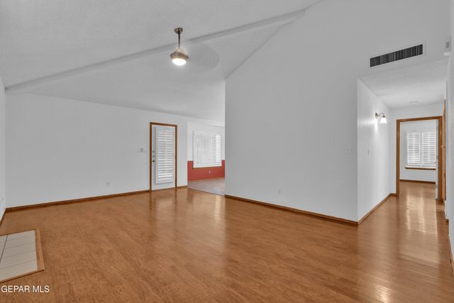 7516 PLAZA TAURINA Drive, El Paso, TX 79912