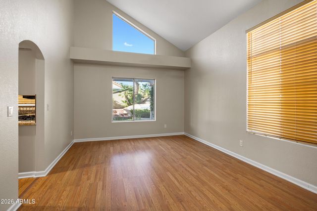 3402 E WINDSONG Drive, Phoenix, AZ 85048