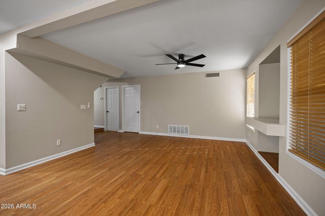 3402 E WINDSONG Drive, Phoenix, AZ 85048
