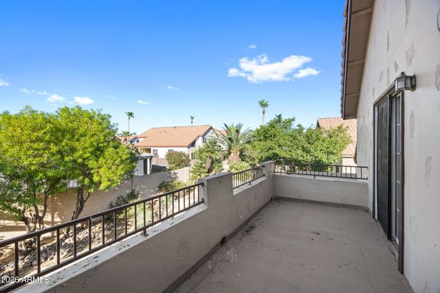 3402 E WINDSONG Drive, Phoenix, AZ 85048