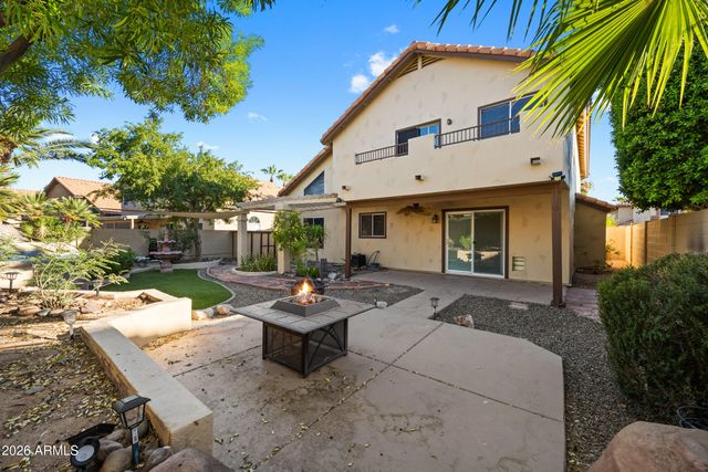 3402 E WINDSONG Drive, Phoenix, AZ 85048