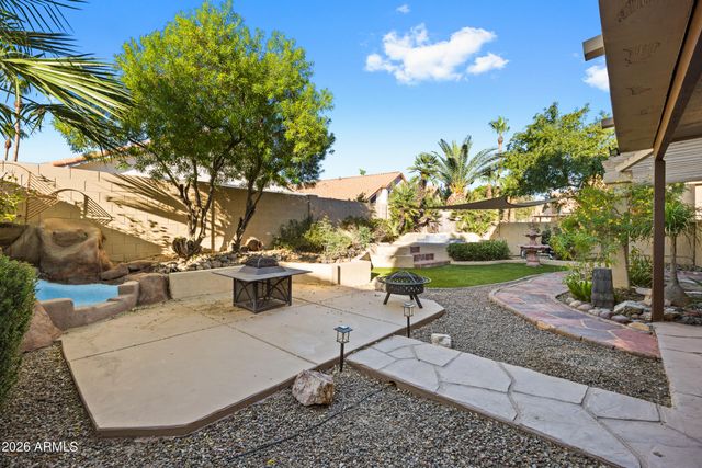 3402 E WINDSONG Drive, Phoenix, AZ 85048