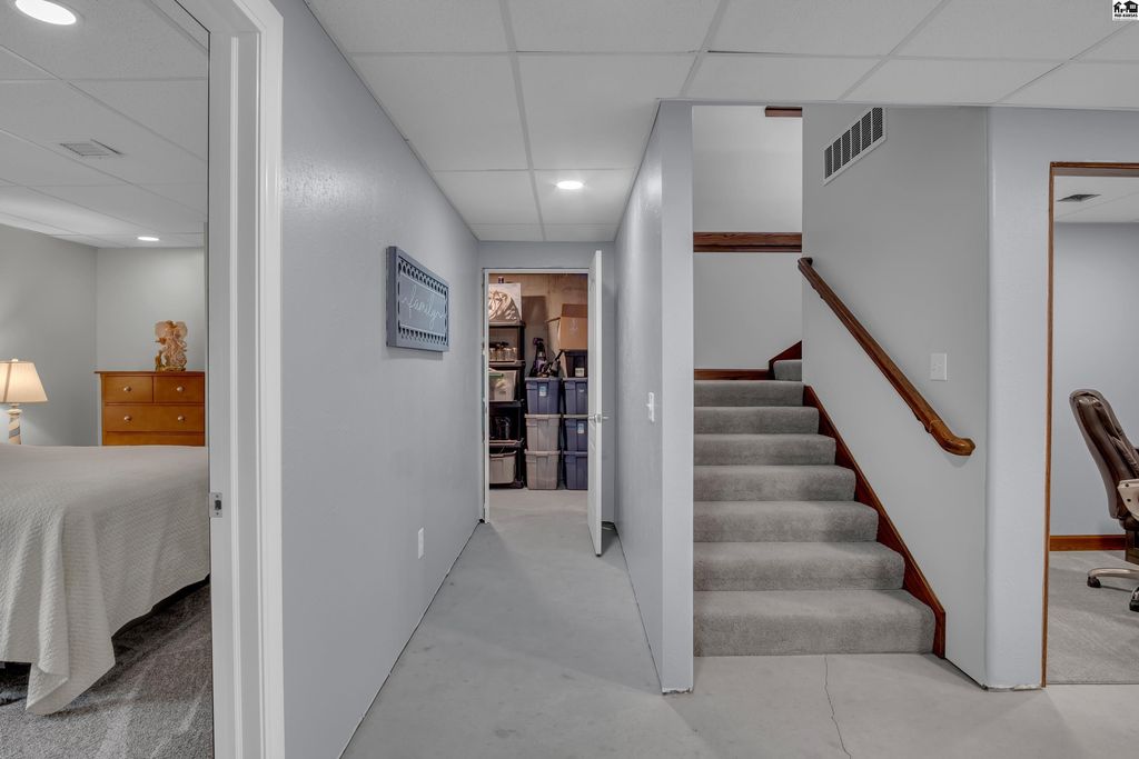 348 Arrowhead Road