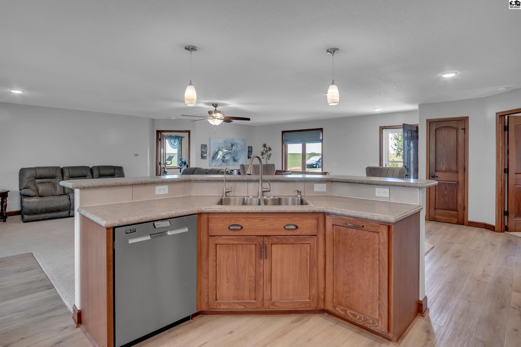 348 Arrowhead Road