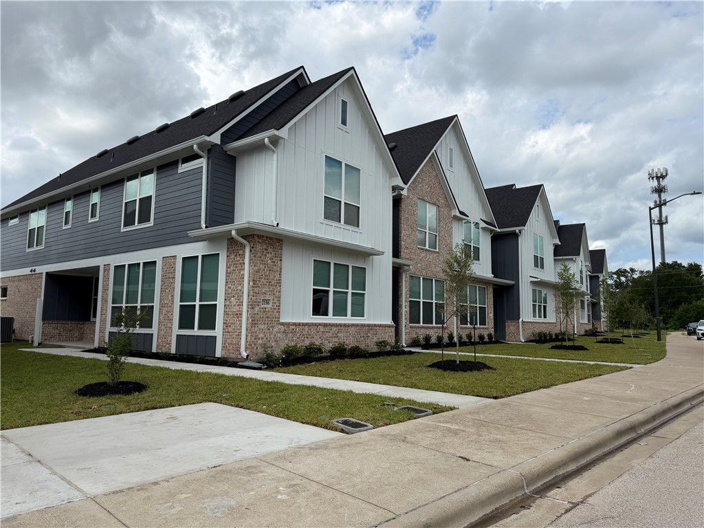 2156 Big River Street, College Station, TX 77840