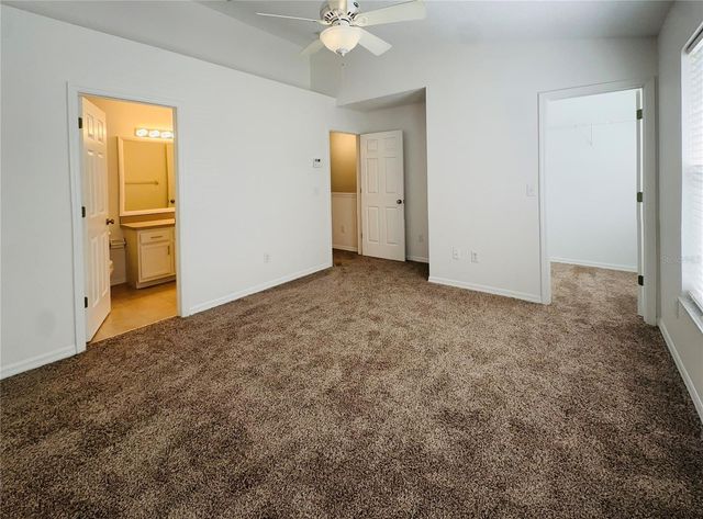 207 GOLDEN POND COURT, Valrico, FL 33594