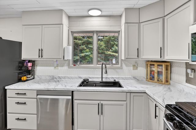 3121 Dale Street, Harrison, MI 48625