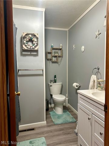 1310 20th Street, Vienna, WV 26105