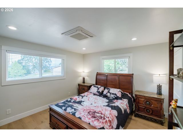 7500 SPRING VALLEY Rd, Salem, OR 97304