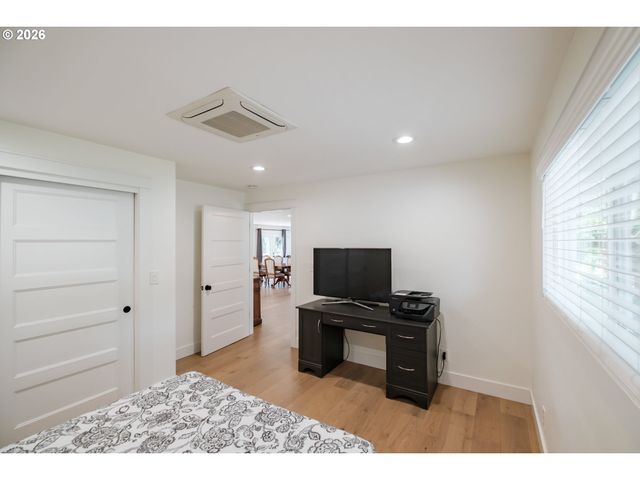 7500 SPRING VALLEY Rd, Salem, OR 97304