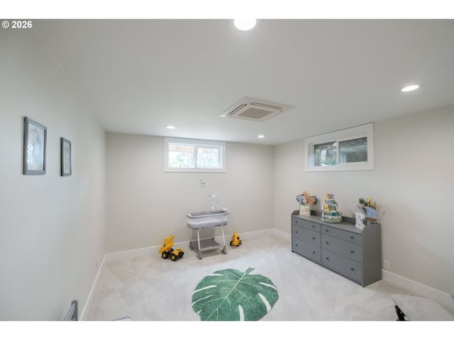 7500 SPRING VALLEY Rd, Salem, OR 97304