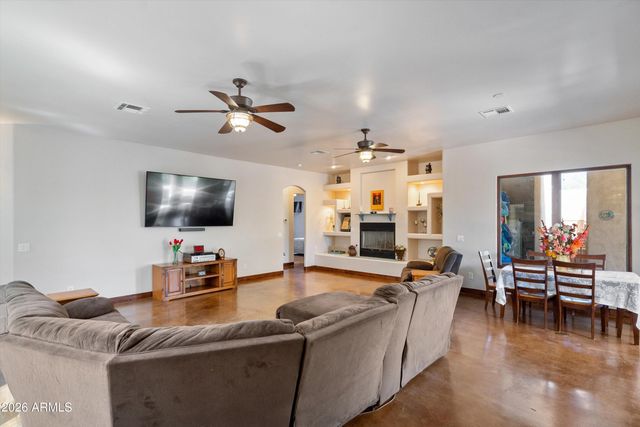 3311 N 190TH Drive, Litchfield Park, AZ 85340