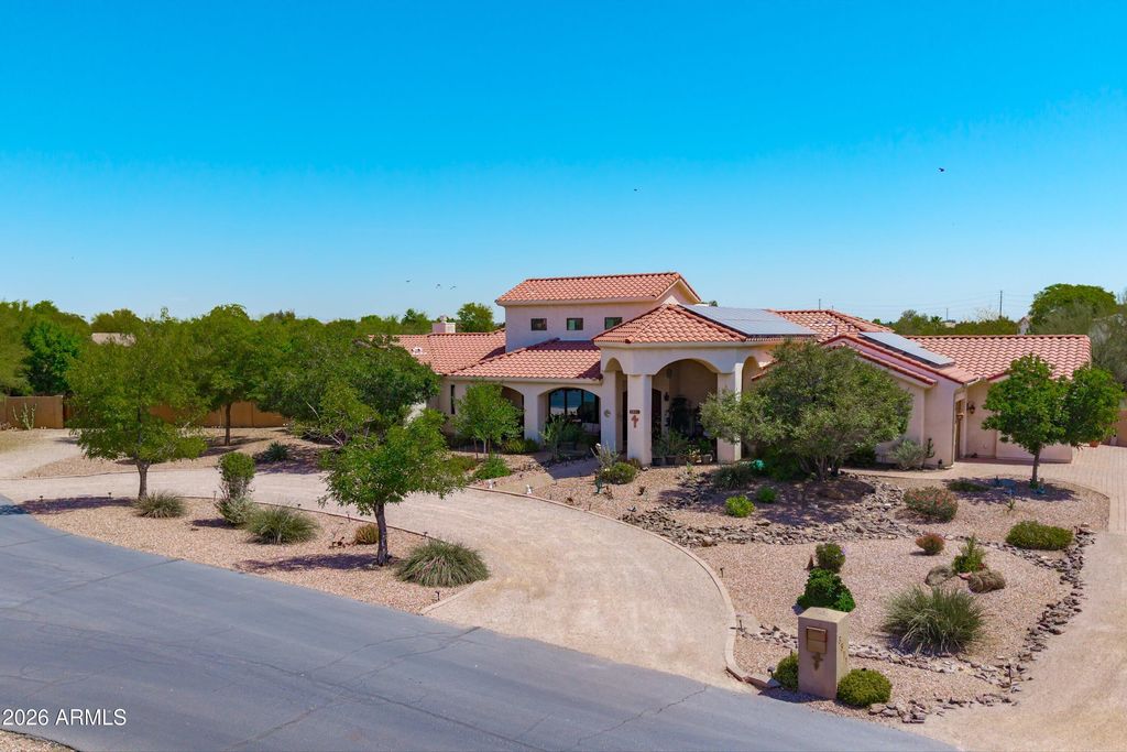 3311 N 190TH Drive, Litchfield Park, AZ 85340 — photo 5