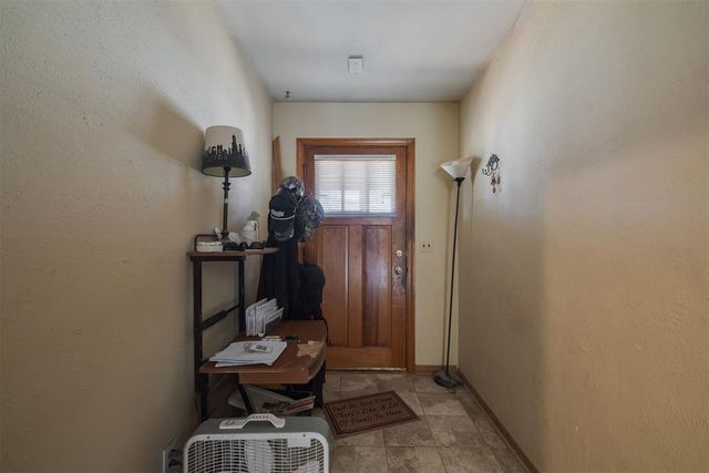 1820 Sandra Drive, Midwest City, OK 73110