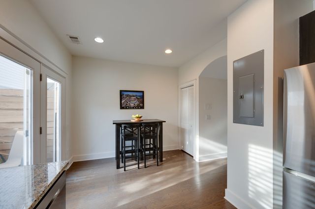 206 W Mill Dr, Nashville, TN 37209