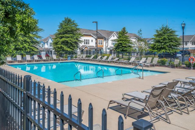 206 W Mill Dr, Nashville, TN 37209